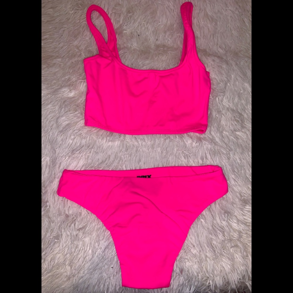 Prix- Neon Pink Bikini